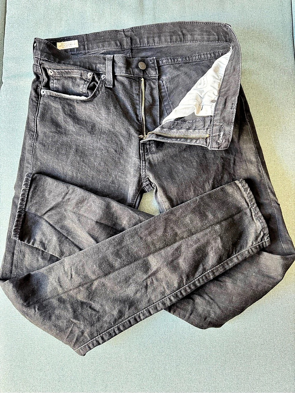 Levi's Skinny Taper Jeans in Black 34x34
